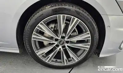 Audi A6 2023 2.0 Автомат в Москве № 162821, миниатюра 4