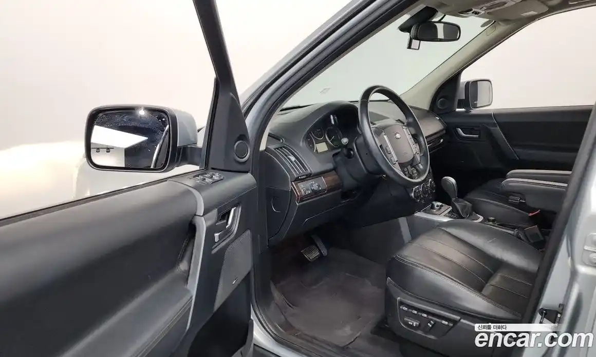 Land Rover Freelander 2011 2.2 Автомат в Москве № 166240, фото 4