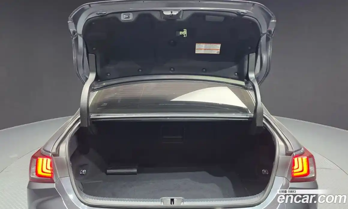 Lexus ES 2022 2.5 Автомат в Москве № 168212, фото 10