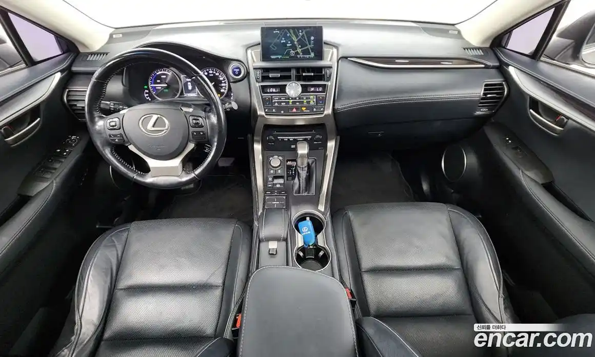 Lexus NX 2015 2.5 Автомат в Москве № 168310, фото 18
