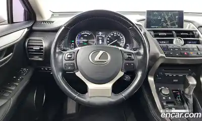 Lexus NX 2015 2.5 Автомат в Москве № 168310, миниатюра 3