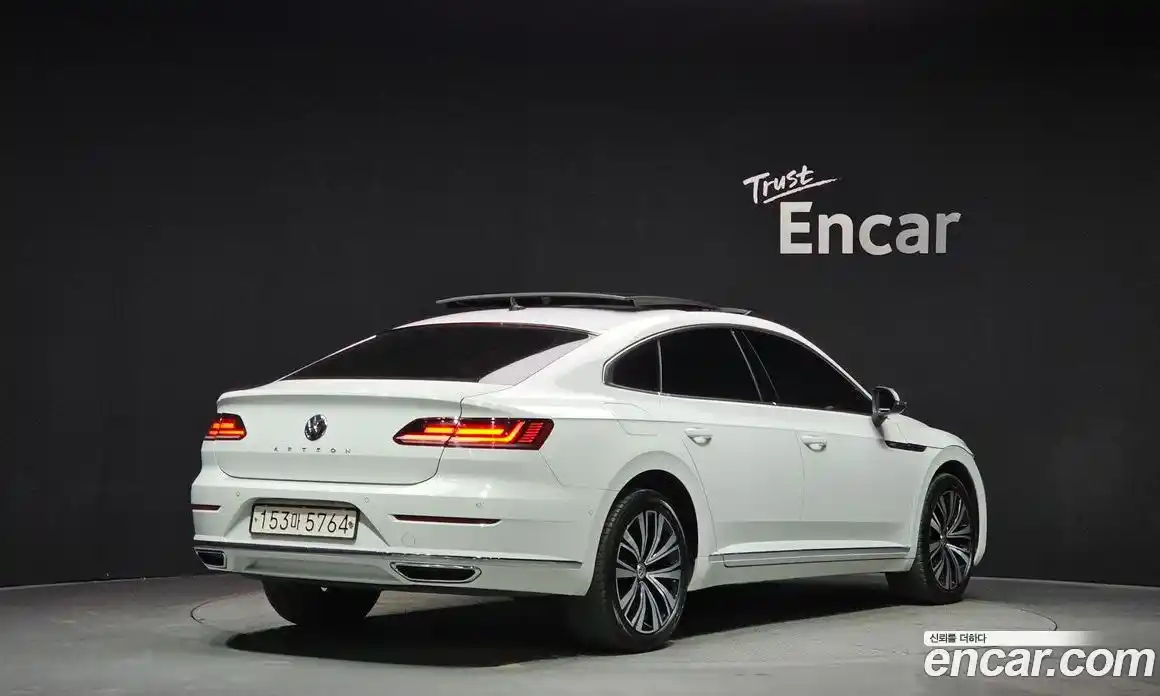 Volkswagen Arteon 2019 2.0 Автомат в Москве № 169107, фото 9