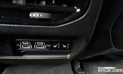 Jeep Cherokee 2023 3.6 Автомат в Москве № 169334, миниатюра 2