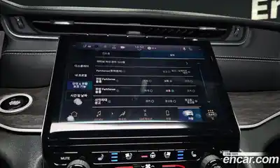 Jeep Cherokee 2023 3.6 Автомат в Москве № 169334, миниатюра 3