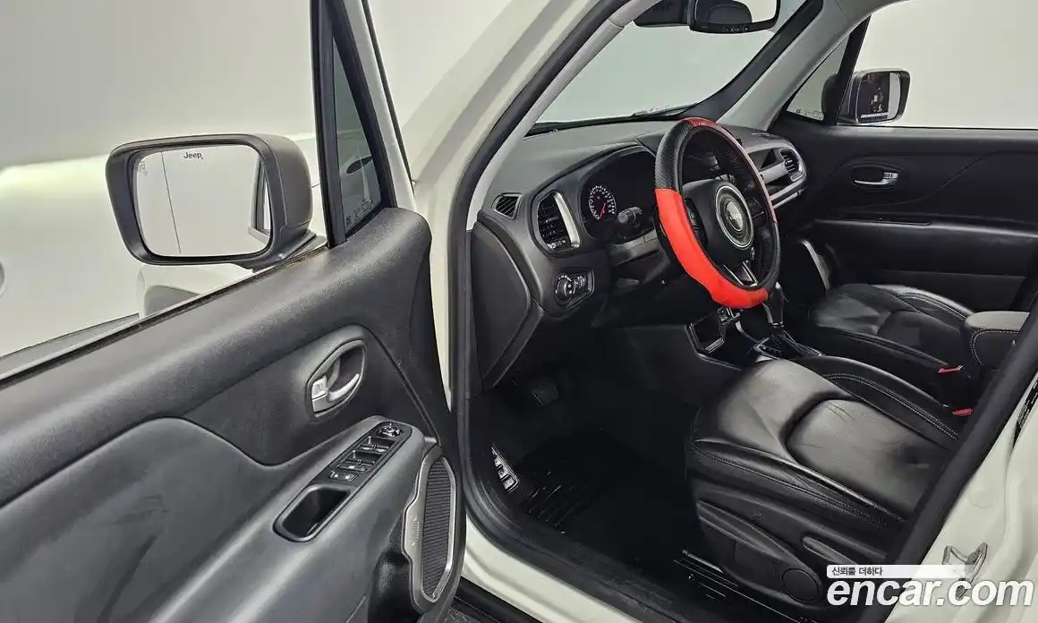 Jeep Renegade 2020 1.6 Автомат в Москве № 169573, фото 18