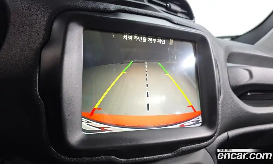 Jeep Renegade 2018 2.4 Автомат в Москве № 169664, фото 17