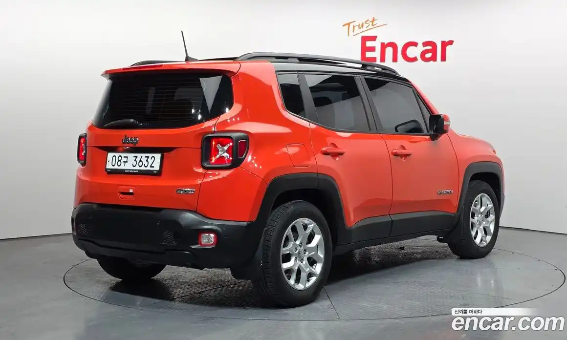Jeep Renegade 2018 2.4 Автомат в Москве № 169664, фото 9