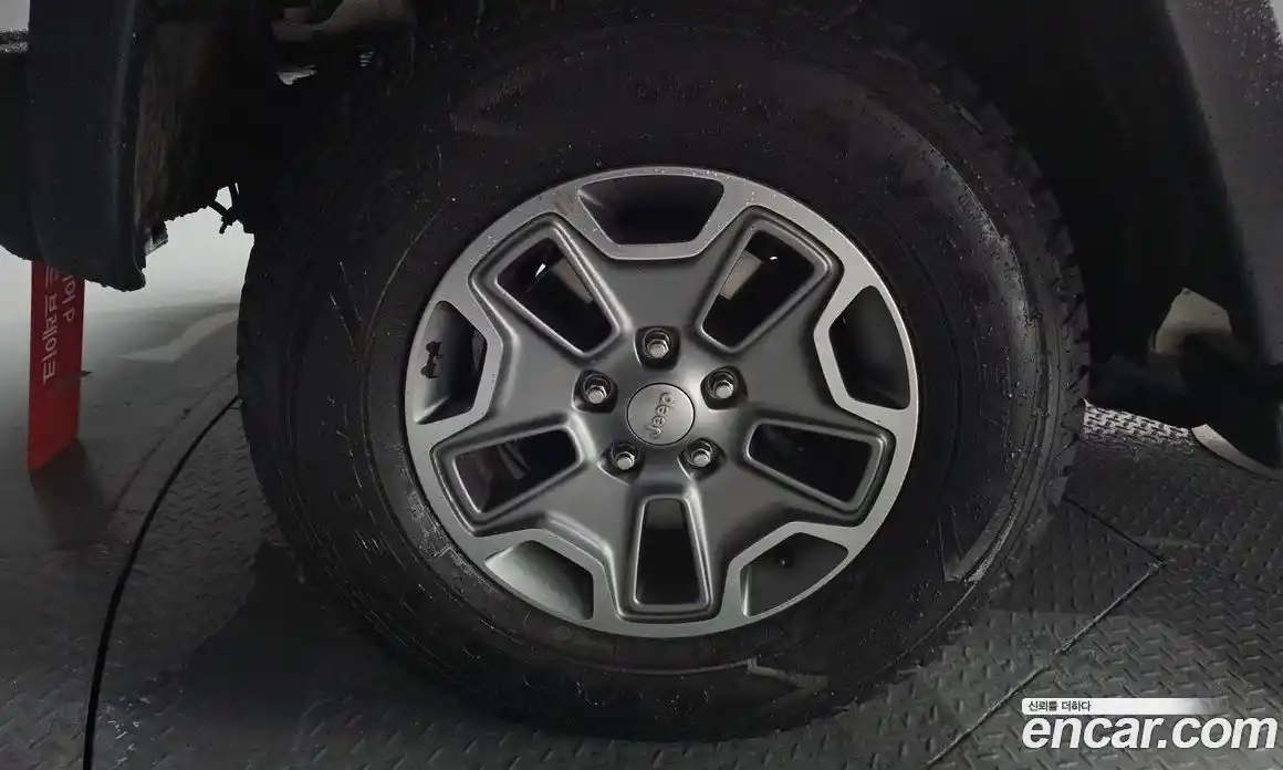 Jeep Wrangler 2015 3.6 Автомат в Москве № 169897, фото 6