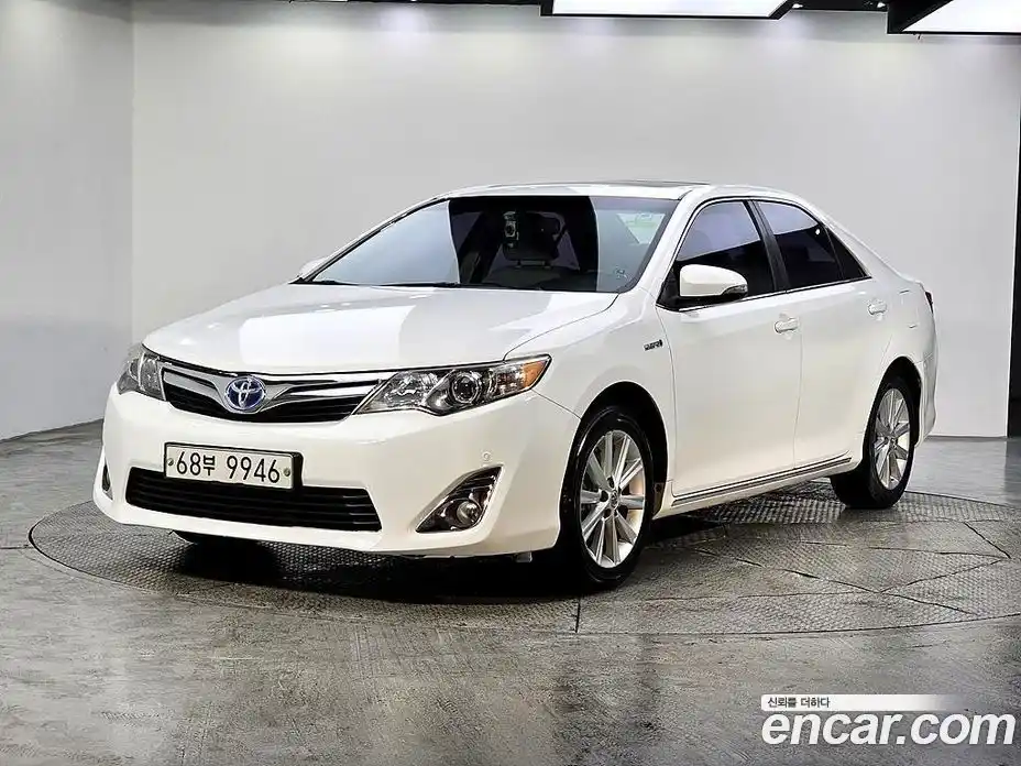 Toyota Camry 2013 2.5 Автомат в Москве № 170344, фото 16