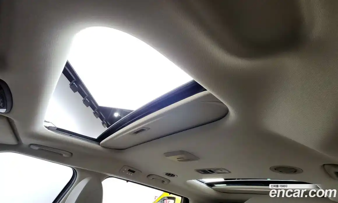 Kia Canival 2024 1.6 Автомат в Москве № 17480, фото 6