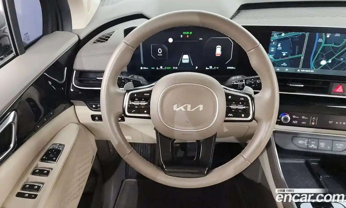 Kia Canival 2024 1.6 Автомат в Москве № 17480, фото 9