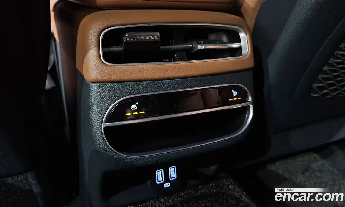 Genesis GV70 2022 2.5 Автомат в Москве № 179521, фото 17