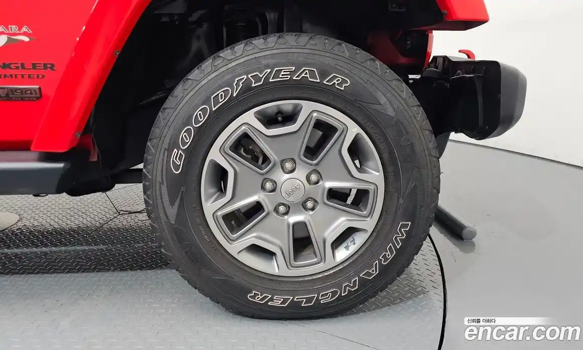 Jeep Wrangler 2017 3.6 Автомат в Москве № 180782, фото 8