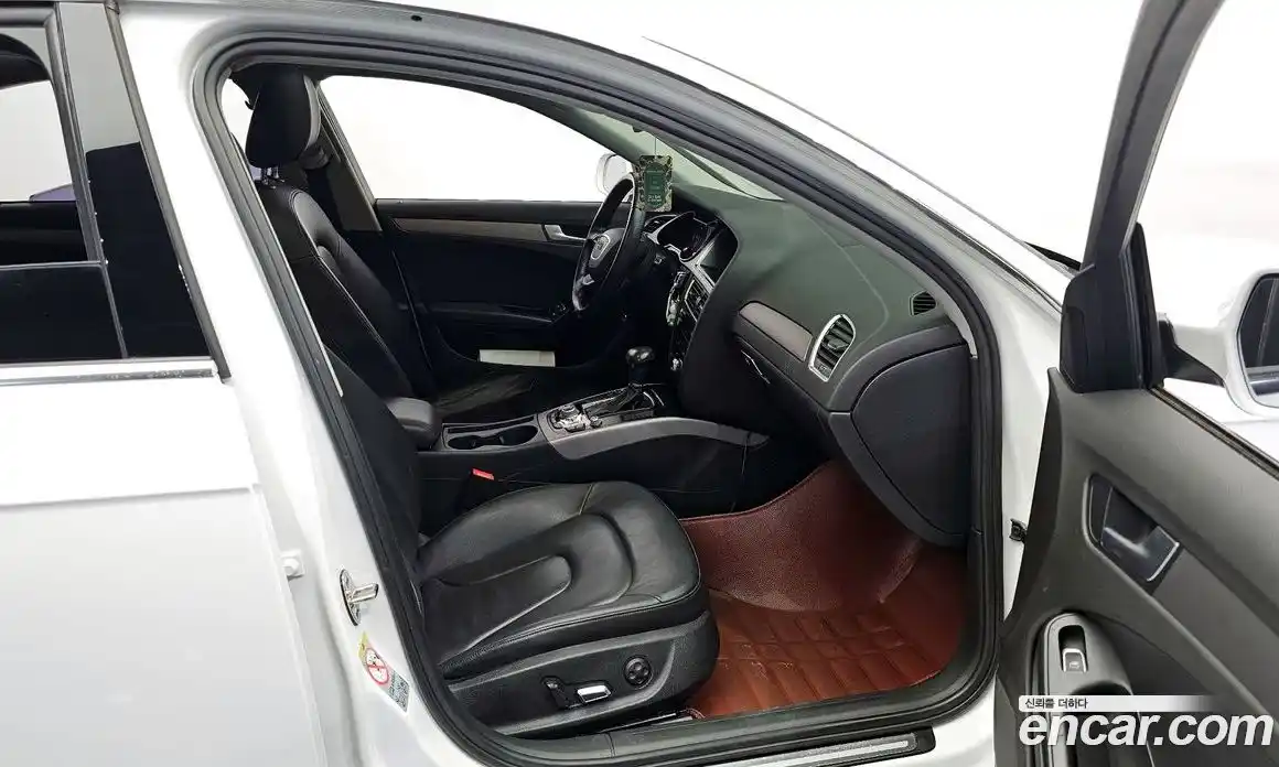 Audi A4 2014 2.0 Автомат в Москве № 182002, фото 14