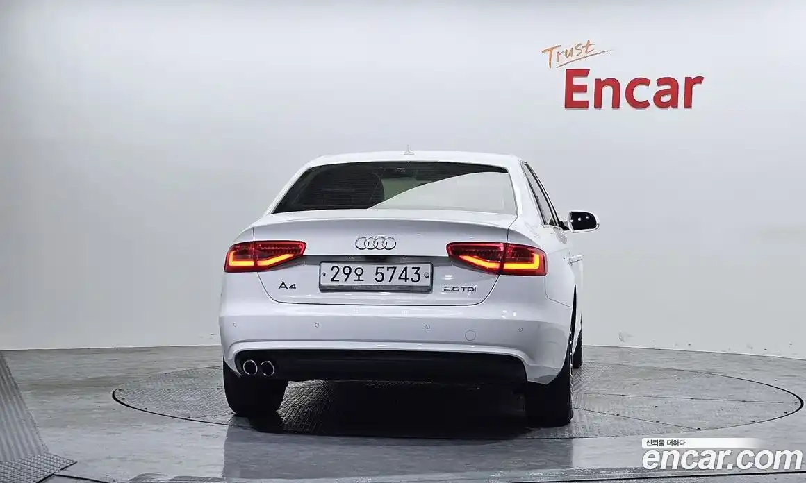 Audi A4 2014 2.0 Автомат в Москве № 182002, фото 9