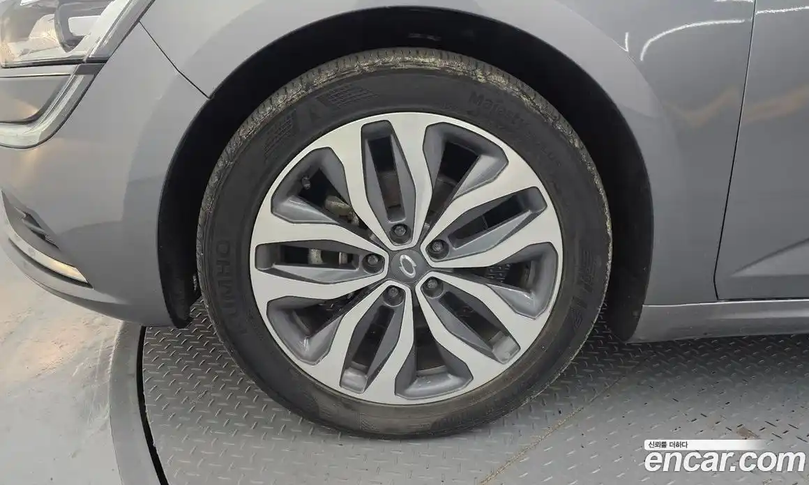 Renault SM6 2017 2.0 Автомат в Москве № 182768, фото 11