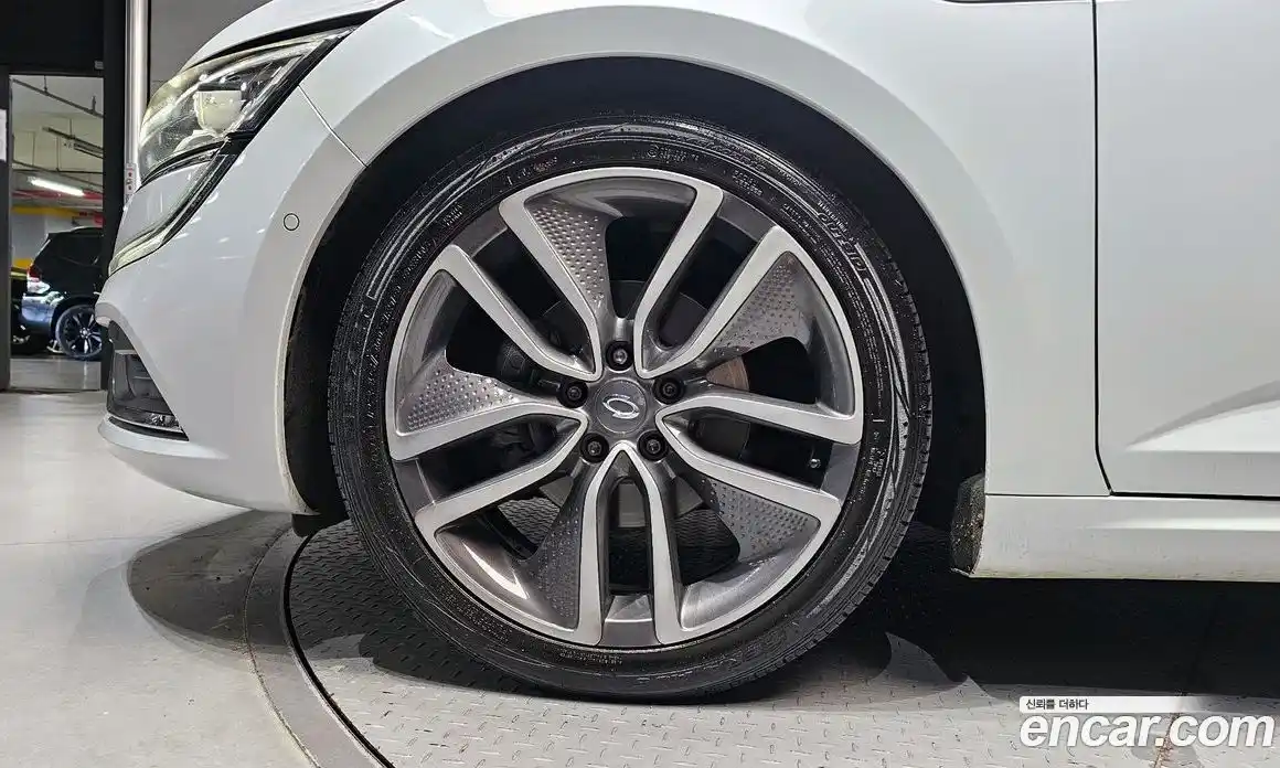 Renault SM6 2016 2.0 Автомат в Москве № 184090, фото 9