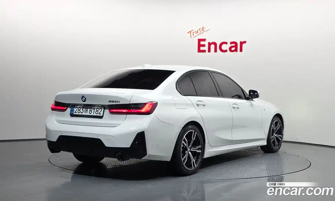 BMW 3-Series 2025 2.0 Автомат в Москве № 187126, фото 3