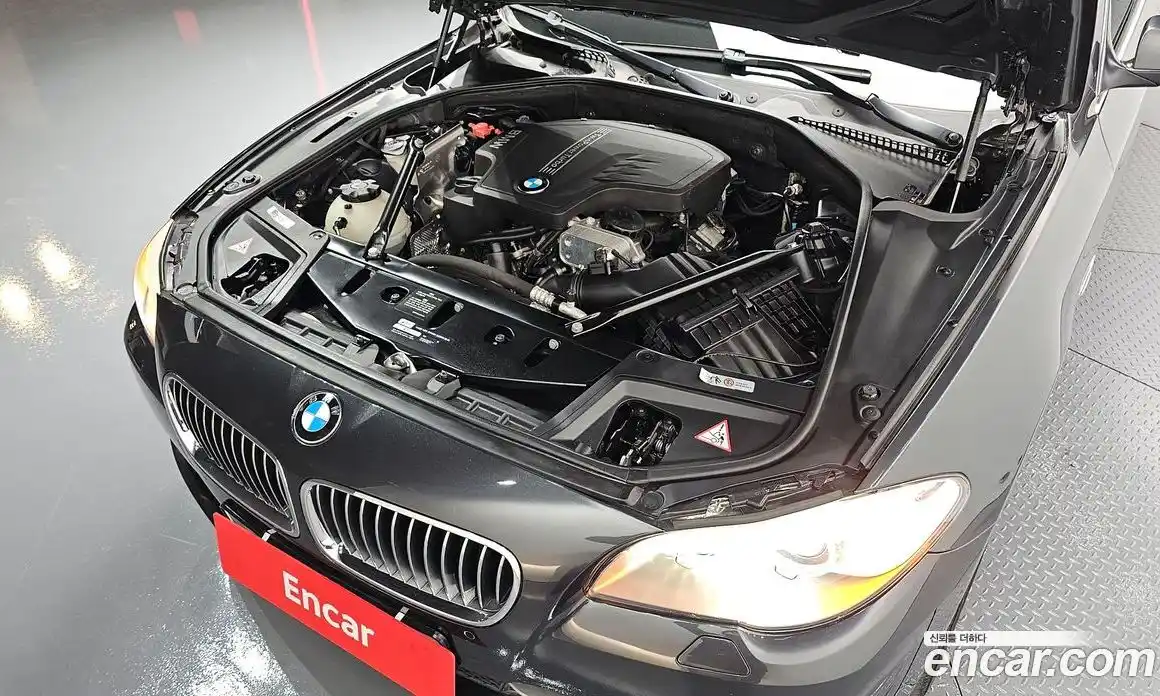 BMW 5-Series 2012 2.0 Автомат в Москве № 190941, фото 3