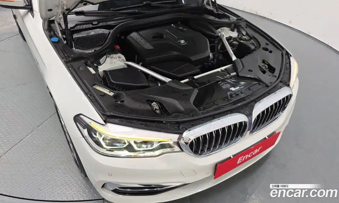 BMW 5-Series 2018 2.0 Автомат в Москве № 191528, фото 16