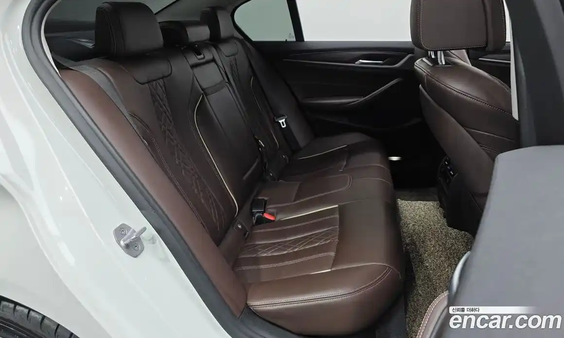 BMW 5-Series 2018 2.0 Автомат в Москве № 191528, фото 17