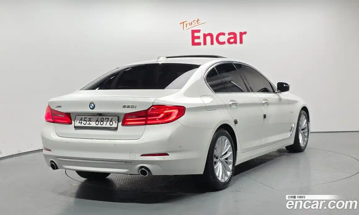 BMW 5-Series 2018 2.0 Автомат в Москве № 191528, фото 19