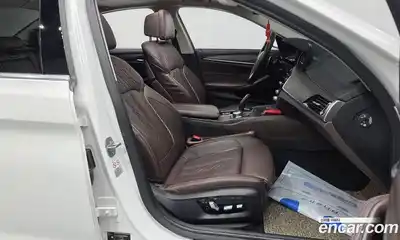 BMW 5-Series 2018 2.0 Автомат в Москве № 191528, миниатюра 9