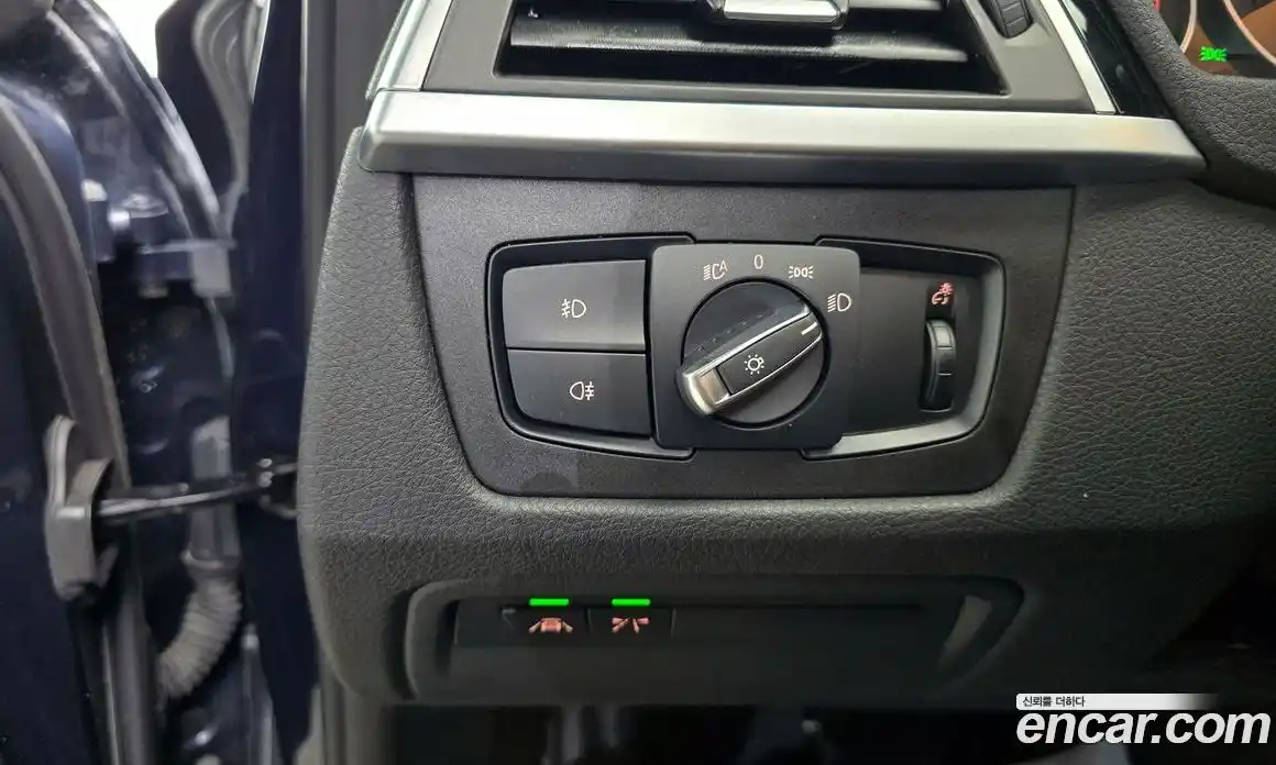 BMW 3-Series 2017 2.0 Автомат в Москве № 192578, фото 14