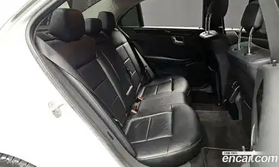 Mercedes-Benz E-Class, 2010