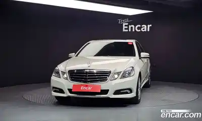 Mercedes-Benz E-Class 2010 1.8 Автомат в Москве № 194067, миниатюра 4