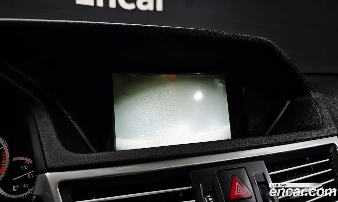 Mercedes-Benz E-Class 2010 1.8 Автомат в Москве № 194067, фото 6