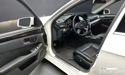 Mercedes-Benz E-Class 2010 1.8 Автомат в Москве № 194067, миниатюра 8