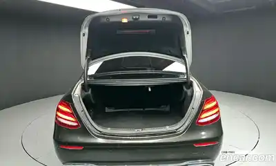 Mercedes-Benz E-Class 2017 1.9 Автомат в Москве № 194975, миниатюра 2