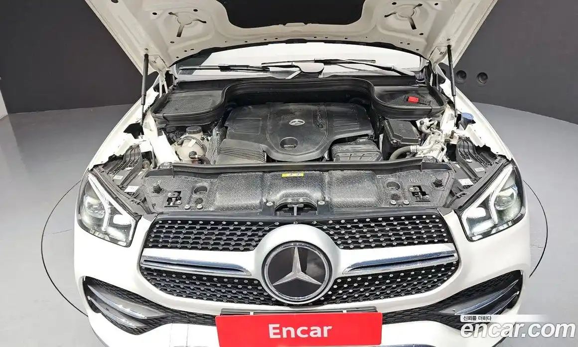 Mercedes-Benz GLE-Class 2021 3.0 Автомат в Москве № 194996, фото 4