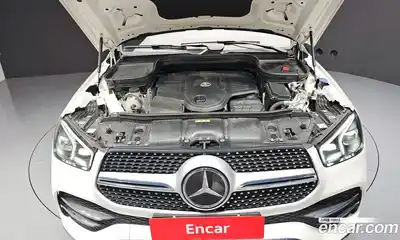 Mercedes-Benz GLE-Class 2021 3.0 Автомат в Москве № 194996, миниатюра 4