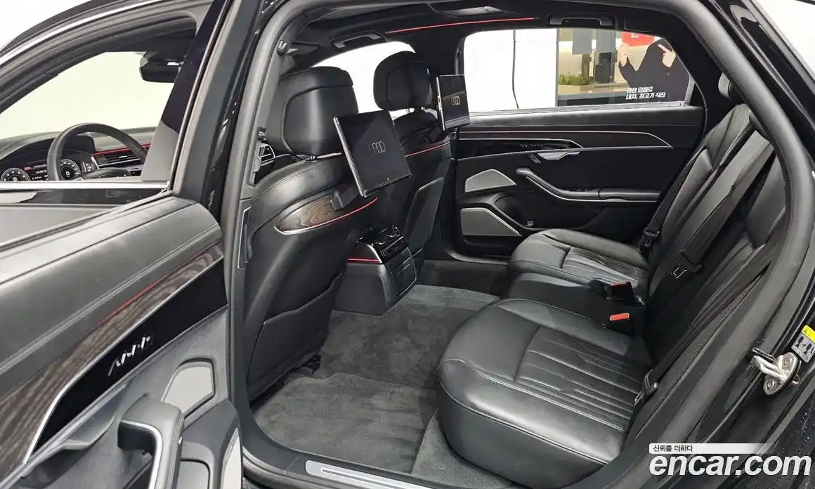 Audi A8 2023 3.0 Автомат в Москве № 196105, фото 17