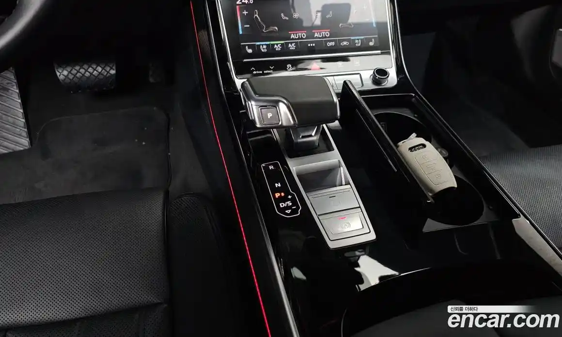 Audi A8 2023 3.0 Автомат в Москве № 196105, фото 3