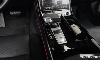 Audi A8 2023 3.0 Автомат в Москве № 196105, миниатюра 3