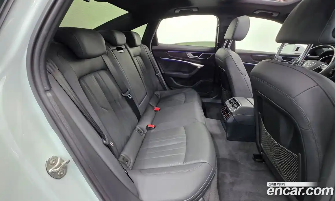 Audi A6 2021 2.0 Автомат в Москве № 196681, фото 17