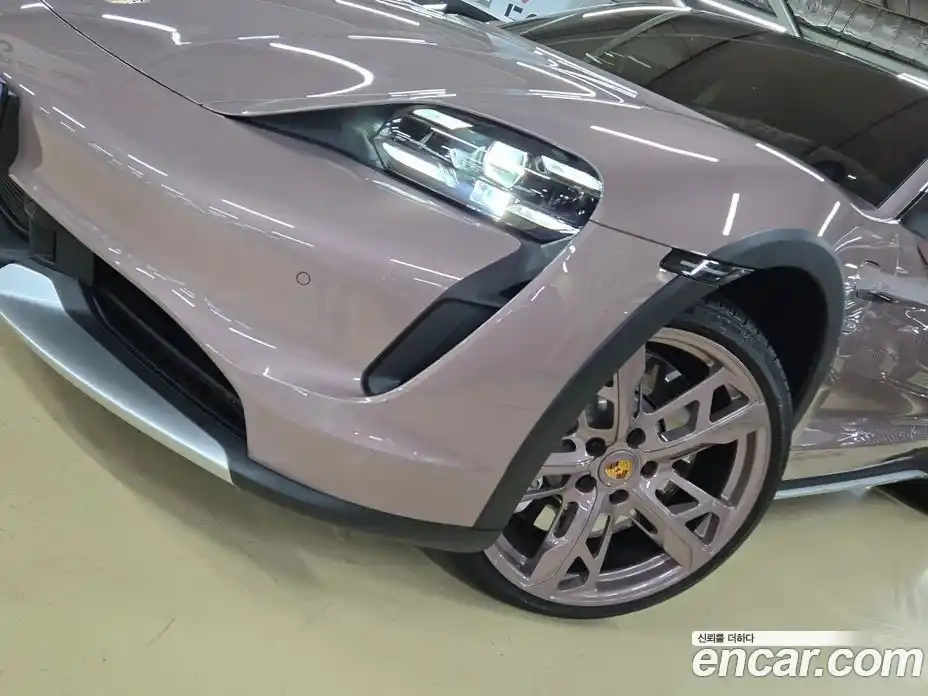 Porsche Taycan 2023 Автомат в Москве № 197778, фото 11