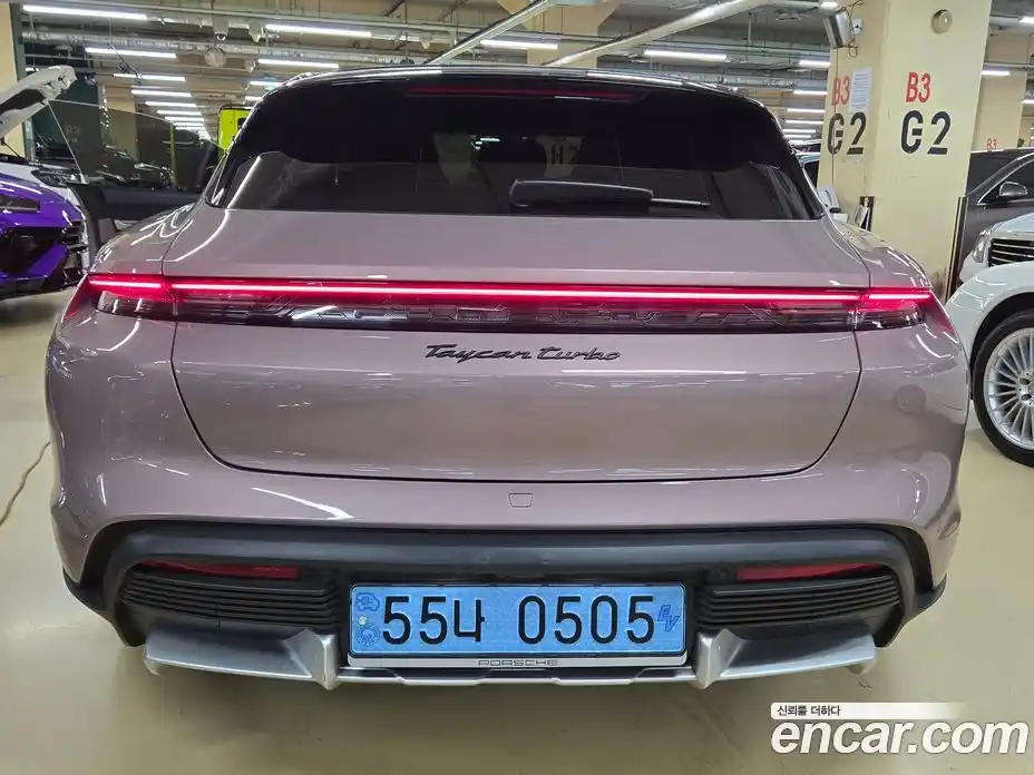 Porsche Taycan 2023 Автомат в Москве № 197778, фото 14