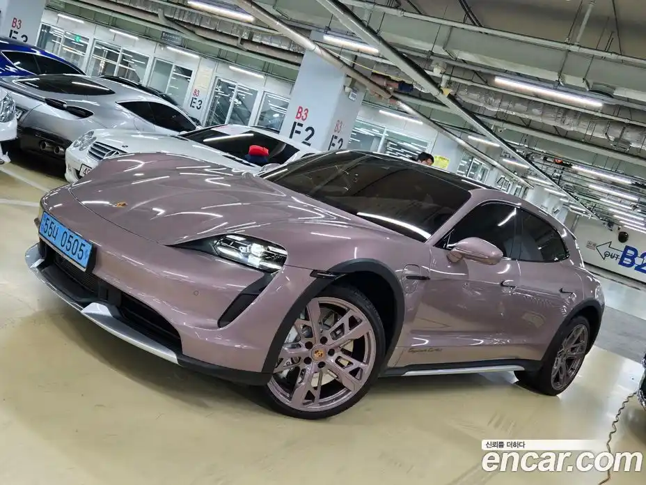 Porsche Taycan 2023 Автомат в Москве № 197778, фото 15