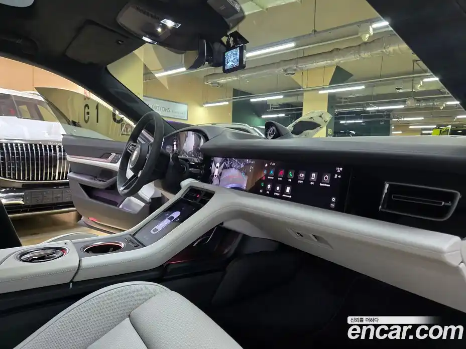 Porsche Taycan 2023 Автомат в Москве № 197778, фото 17