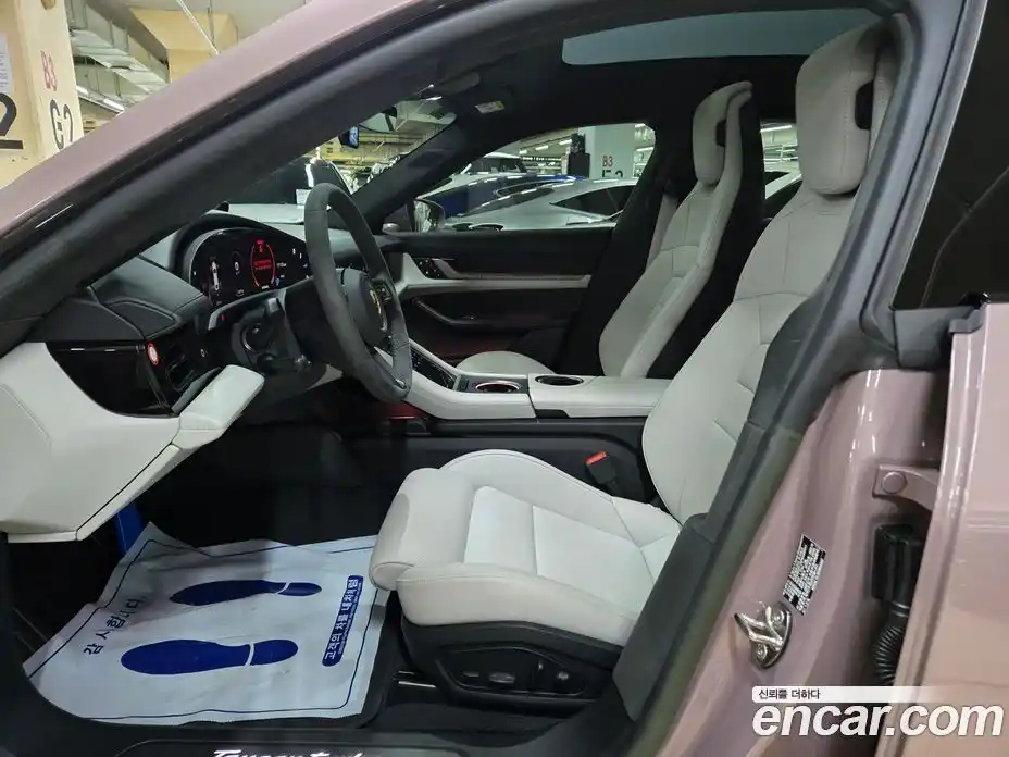 Porsche Taycan 2023 Автомат в Москве № 197778, фото 19