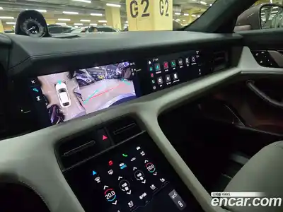 Porsche Taycan 2023 Автомат в Москве № 197778, миниатюра 9