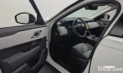 Land Rover Range-Rover Velar 2025 2.0 Автомат в Москве № 198064, миниатюра 6