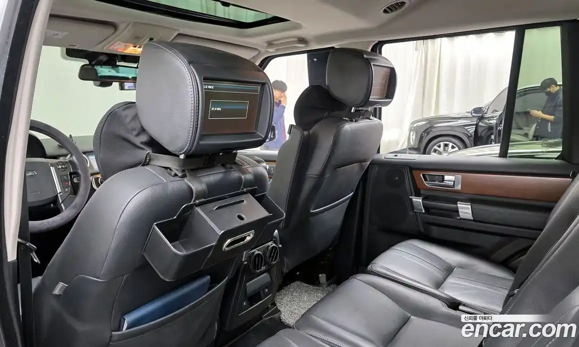 Land Rover Discovery 2016 3.0 Автомат в Москве № 198283, фото 11