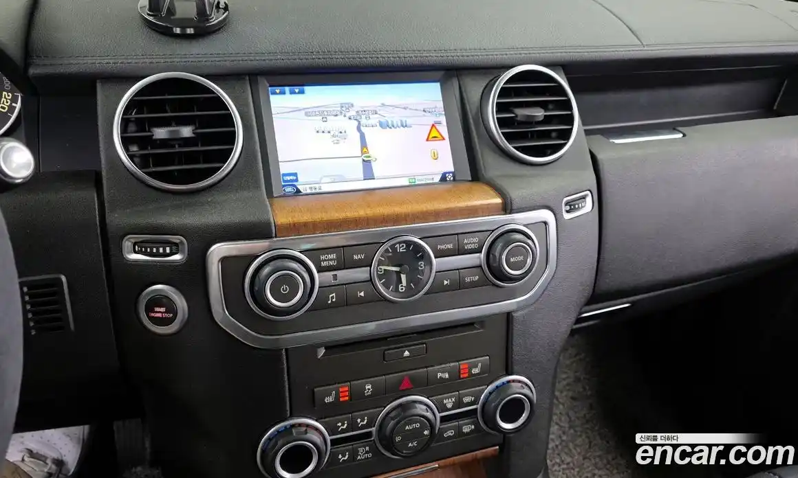 Land Rover Discovery 2016 3.0 Автомат в Москве № 198283, фото 15