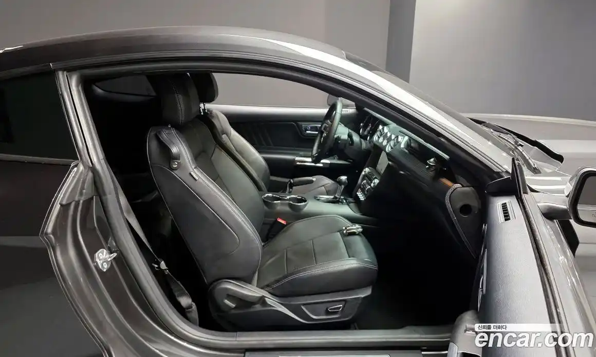 Ford Mustang 2017 2.3 Автомат в Москве № 199800, фото 11