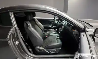 Ford Mustang 2017 2.3 Автомат в Москве № 199800, миниатюра 11